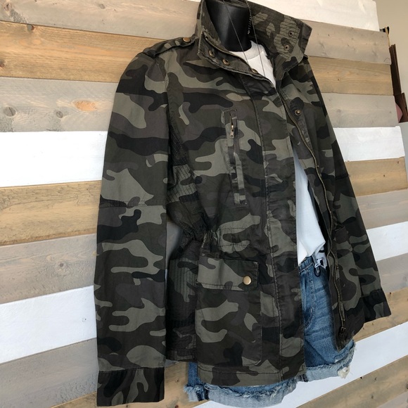 Camo Jacket - Picture 2 of 3